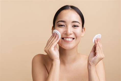 5 Kesalahan Perawatan Facial yang Bikin Kulit Jadi Lebih Tua!