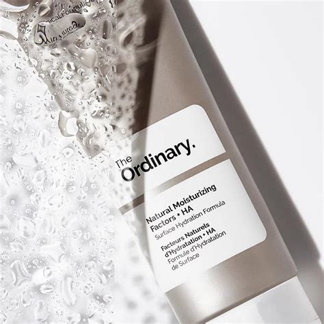 5 Moisturizer Terbaik untuk Kulit Remaja: Bye-Bye Jerawat! 5 Moisturizer Terbaik untuk Kulit Remaja: Bye-Bye Jerawat!