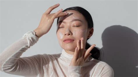 7 Rahasia Wajah Glowing Bebas Kusam, Bye-Bye Kulit Kusam! 7 Rahasia Wajah Glowing Bebas Kusam, Bye-Bye Kulit Kusam!