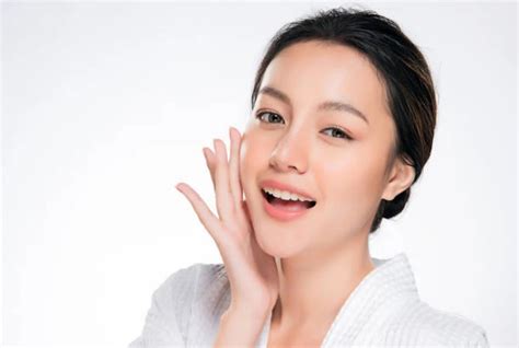 7 Rahasia Wajah Glowing Bebas Kusam, Bye-Bye Kulit Kusam!