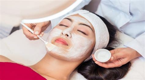 8 Ritual Perawatan DNY Super Ampuh untuk Kulit Glowing Alami! 8 Ritual Perawatan DNY Super Ampuh untuk Kulit Glowing Alami!