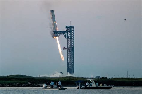 Starship S36 Blows! Eyewitness Video Captures SpaceX Explosion